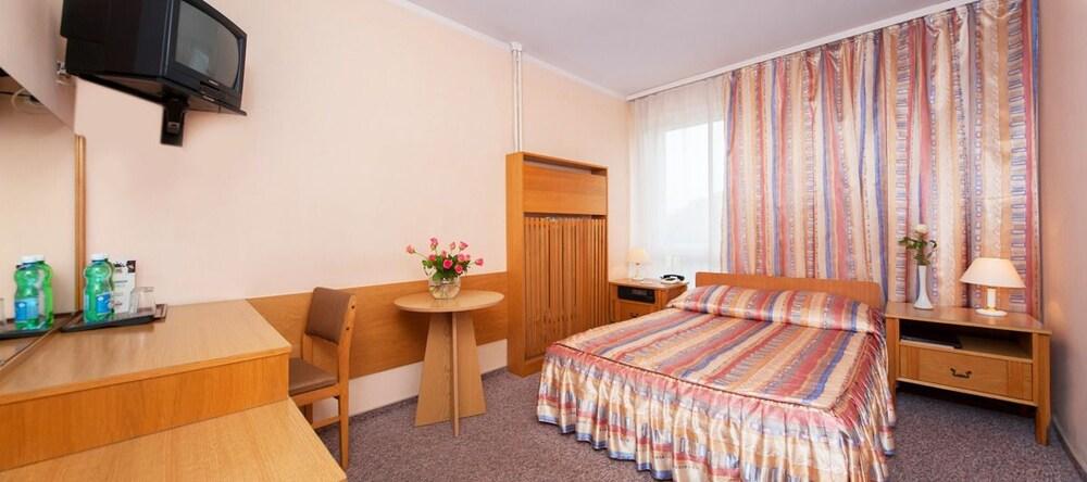 Hotel Gromada Łomża Εξωτερικό φωτογραφία