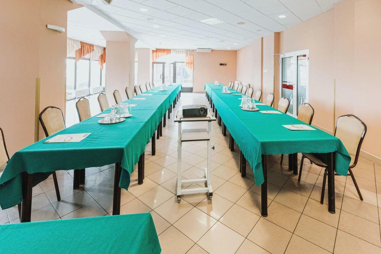 Hotel Gromada Łomża Εξωτερικό φωτογραφία